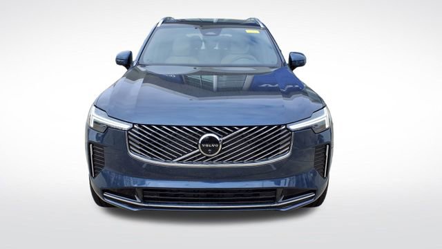 New 2026 Volvo XC90 B6 Plus w/ Protection Package image 2