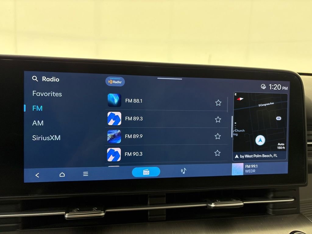 Certified 2025 Hyundai Kona SEL image 31