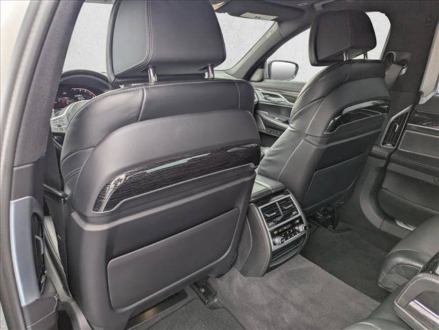 Used 2021 BMW 740i w/ Luxury Rear Seating Package RWD image 25