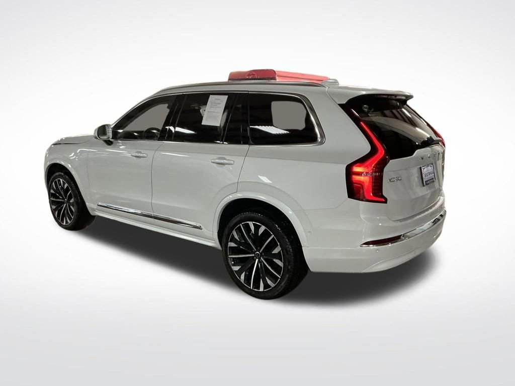 Used 2025 Volvo XC90 B6 Plus w/ Protection Package Premier image 4