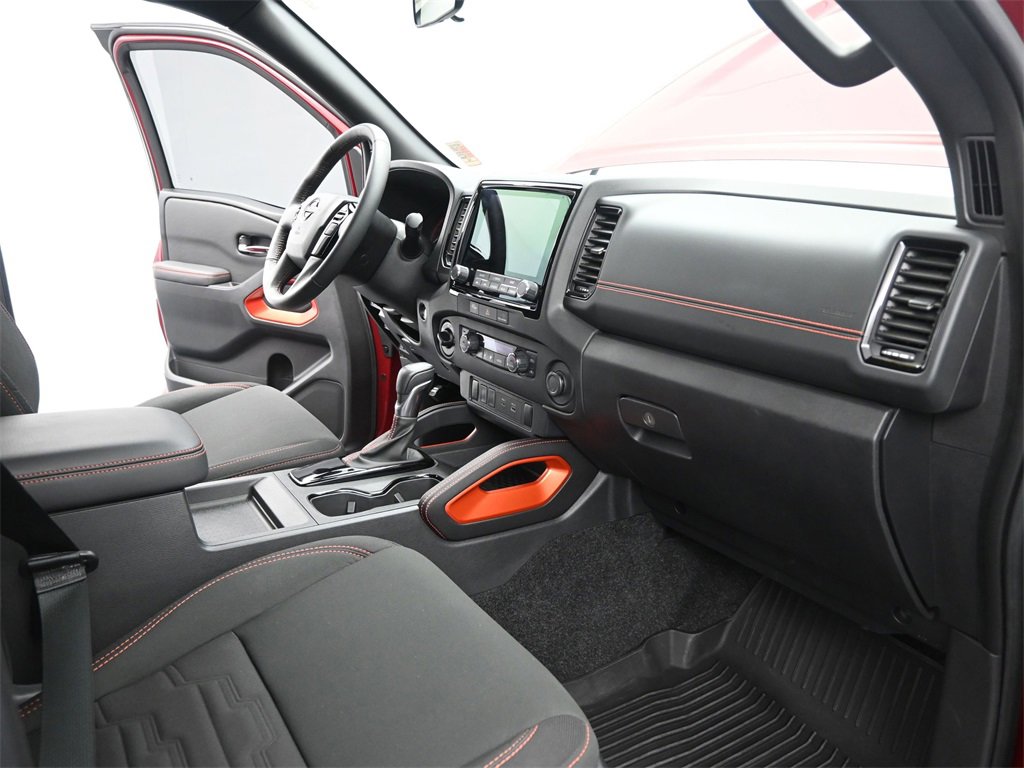 Used 2024 Nissan Frontier PRO-4X w/ Off-Road Protection Package image 20