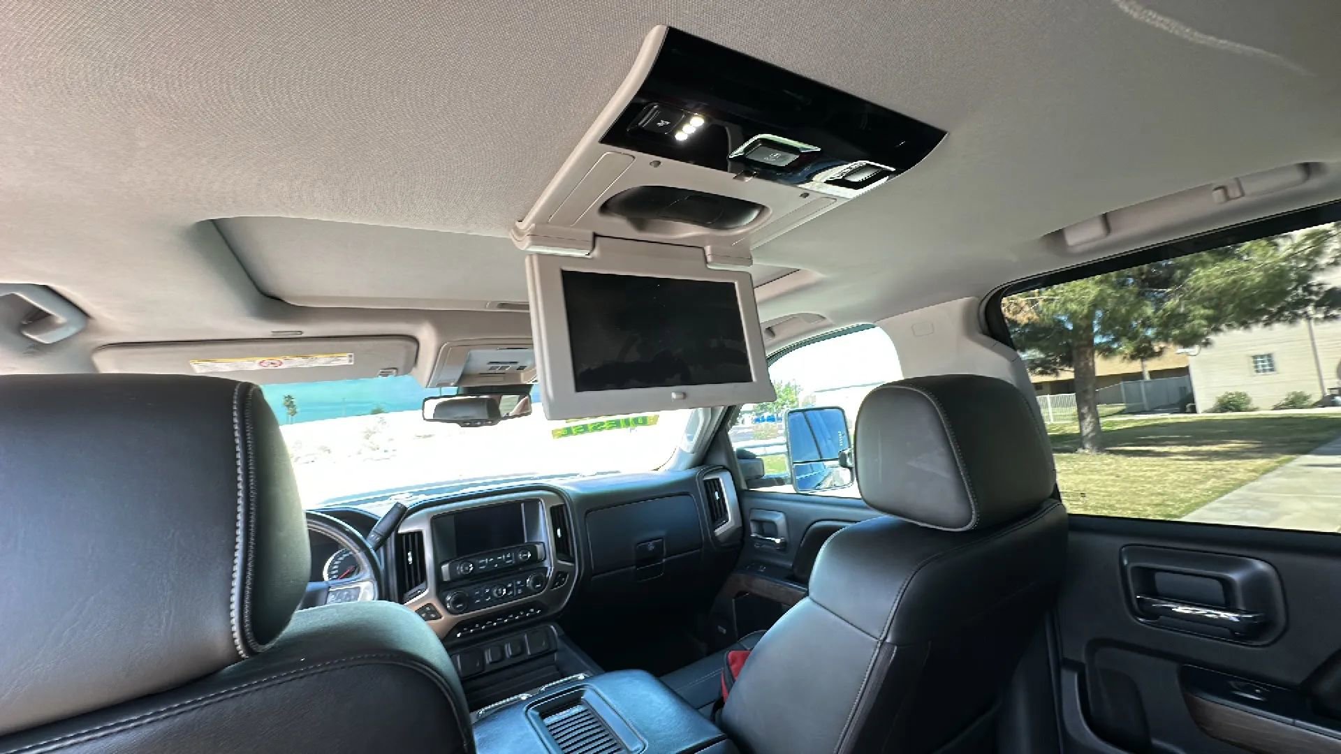 Used 2017 GMC Sierra 3500 Denali w/ Duramax Plus Package image 14