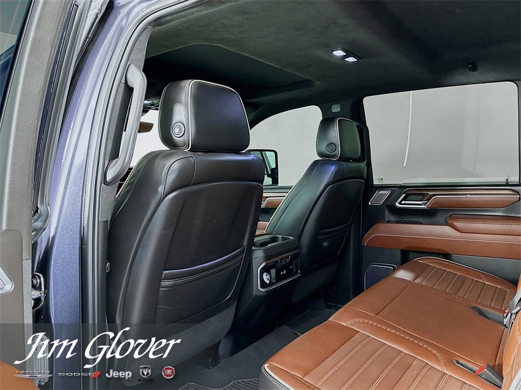 Used 2024 GMC Sierra 3500 Denali Ultimate image 14