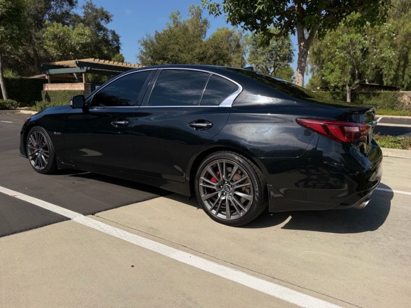 Used 2018 INFINITI Q50 Red Sport 400 w/ Sensory Package (Sport) RWD image 3