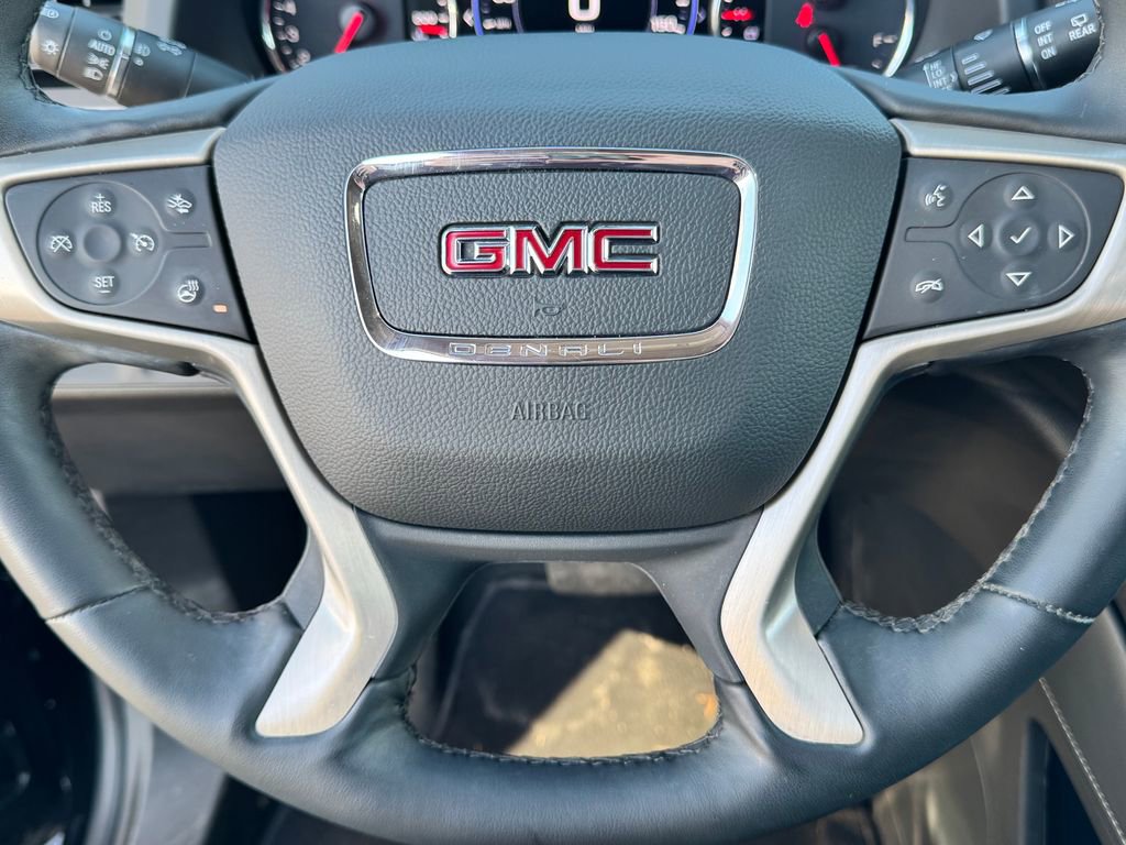 Used 2023 GMC Acadia Denali w/ Black Diamond Edition AWD/4WD image 23