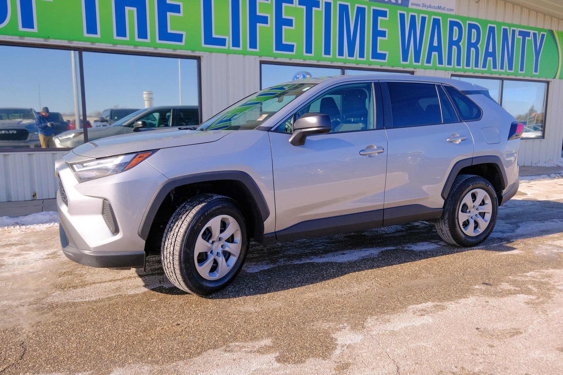 Used 2024 Toyota RAV4 LE image 2