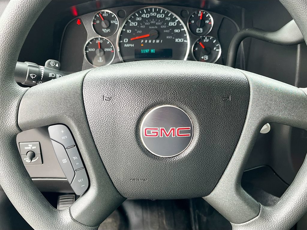 Used 2024 GMC Savana 2500 w/ Driver Convenience Package RWD image 11