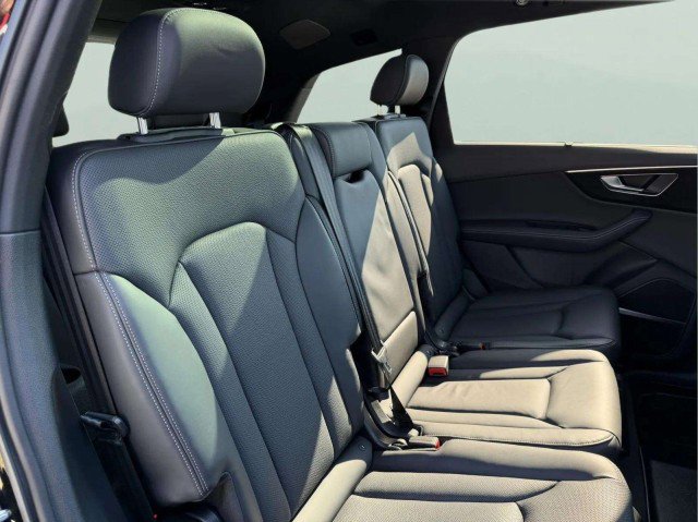 Certified 2025 Audi Q7 3.0T Prestige w/ Prestige Package image 26