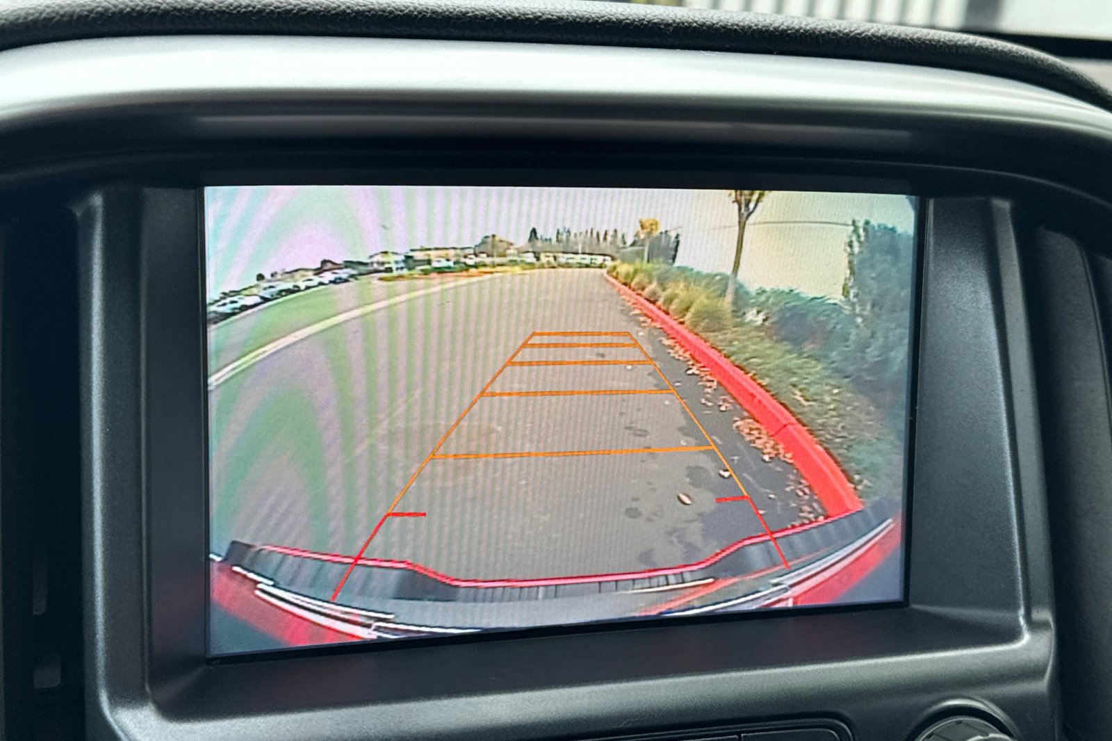 Used 2017 Chevrolet Colorado LT w/ LT Convenience Package image 18