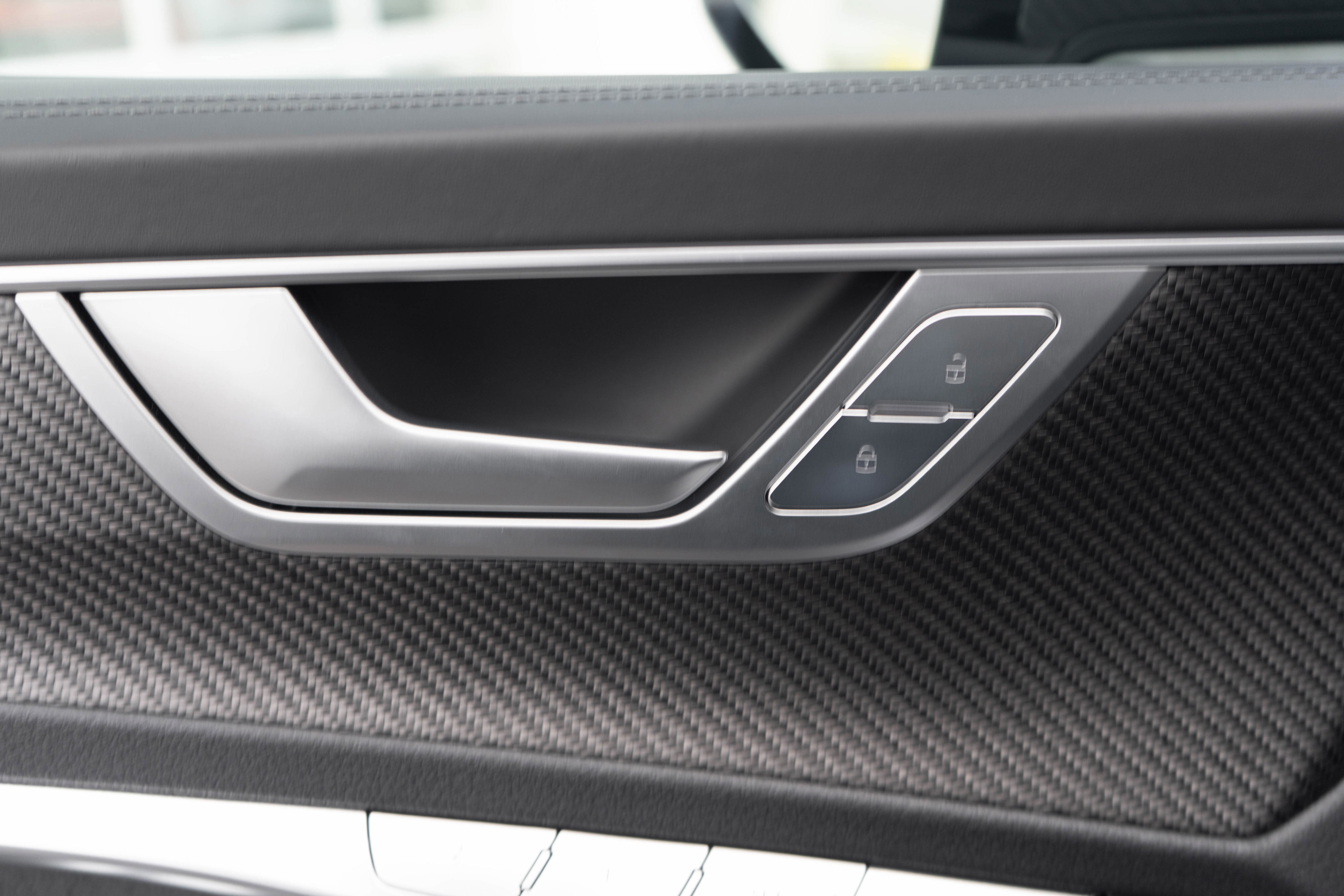 Used 2025 Audi RS 6 performance image 13