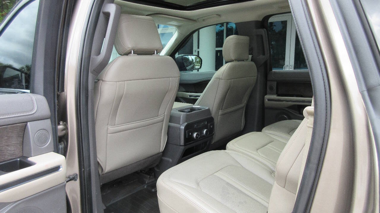 Used 2019 Ford Expedition Max Limited w/ Special Edition Package AWD/4WD image 15