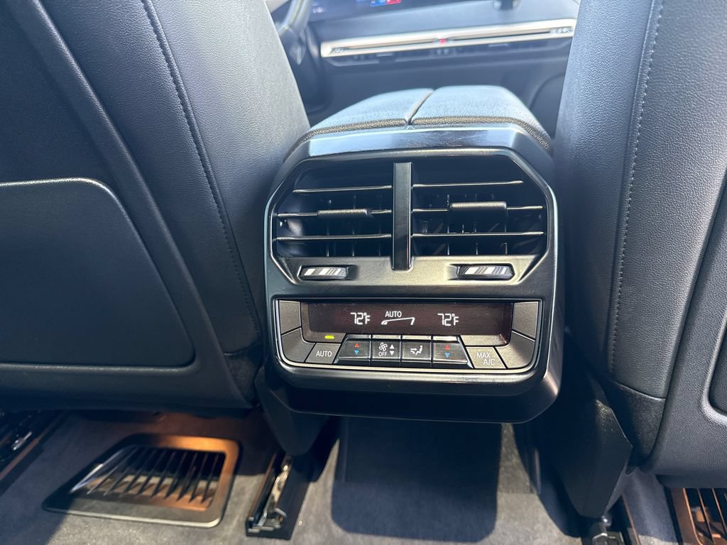 Certified 2025 BMW iX xDrive50 w/ Convenience Package AWD/4WD image 17