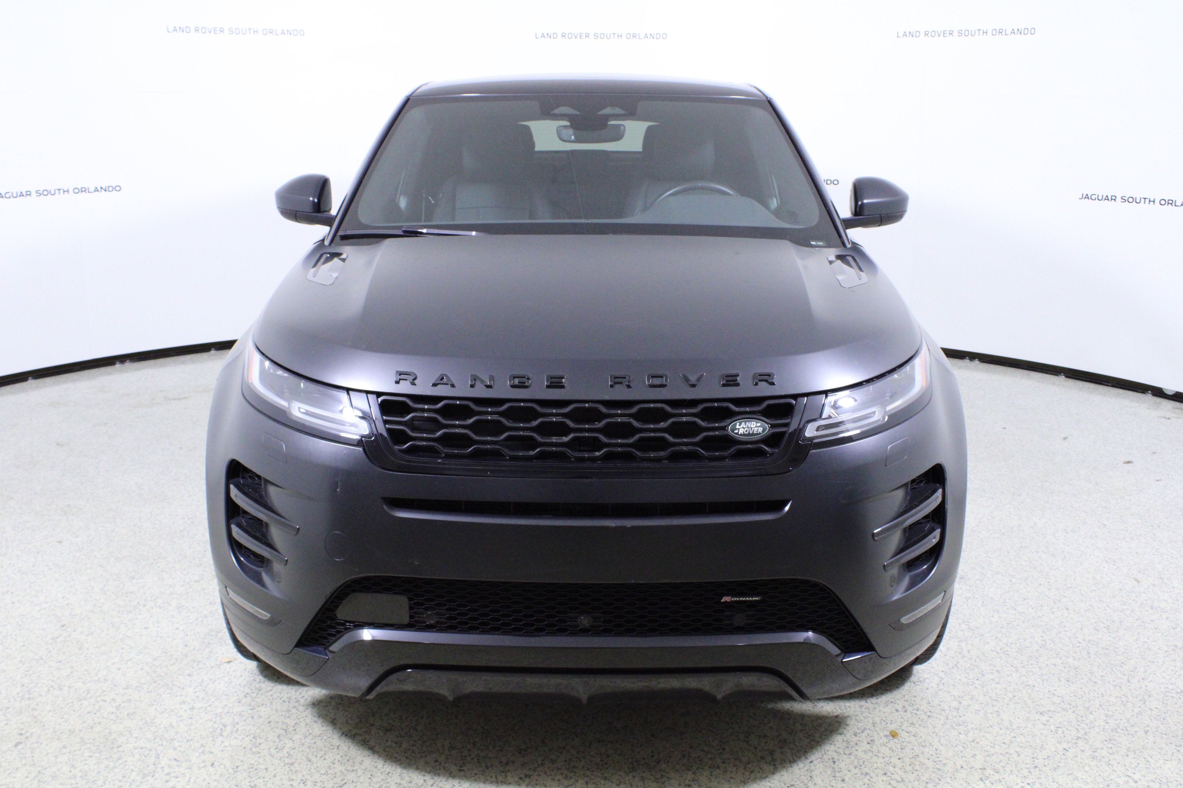 Used 2023 Land Rover Range Rover Evoque R-Dynamic SE image 2