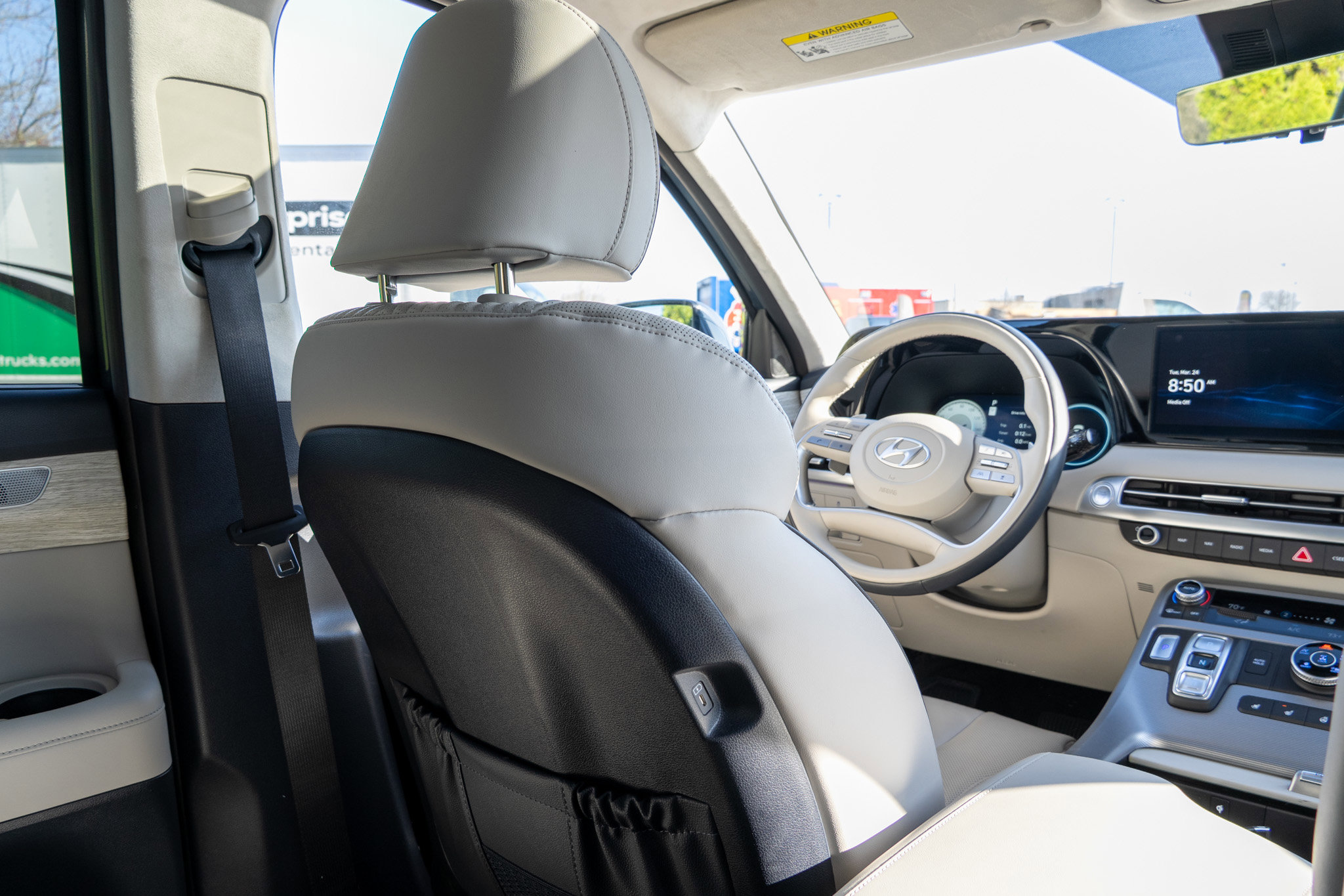 Used 2024 Hyundai Palisade Calligraphy image 25