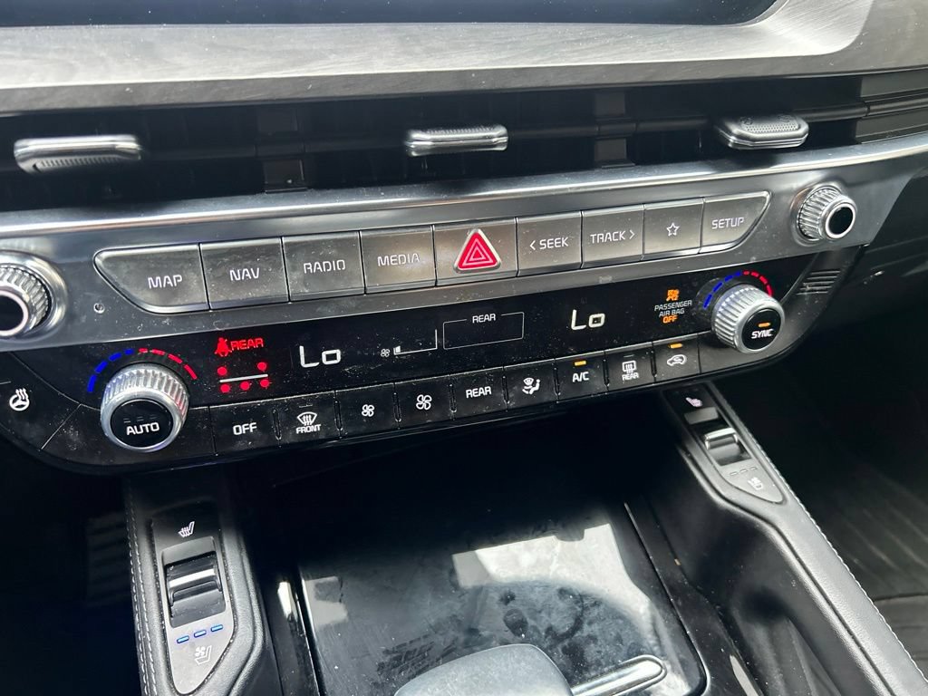 Used 2024 Kia Telluride SX X-Line AWD/4WD image 16