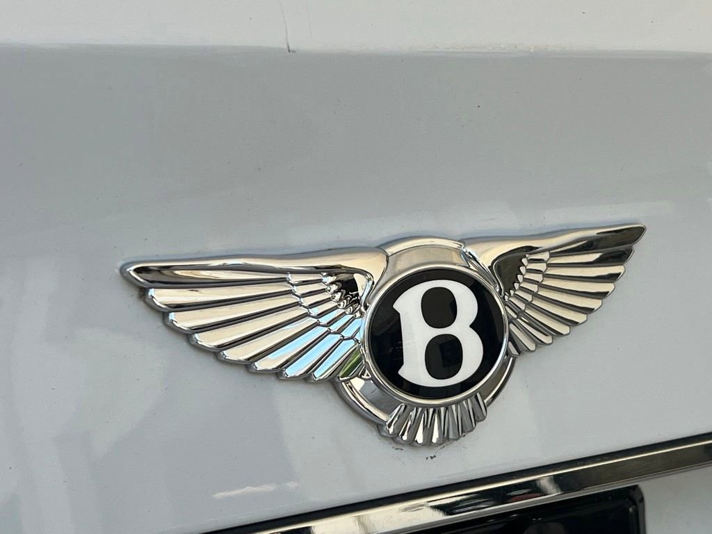 Used 2017 Bentley Bentayga AWD/4WD image 36