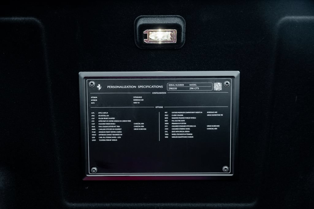 Used 2023 Ferrari 296 GTS RWD image 40