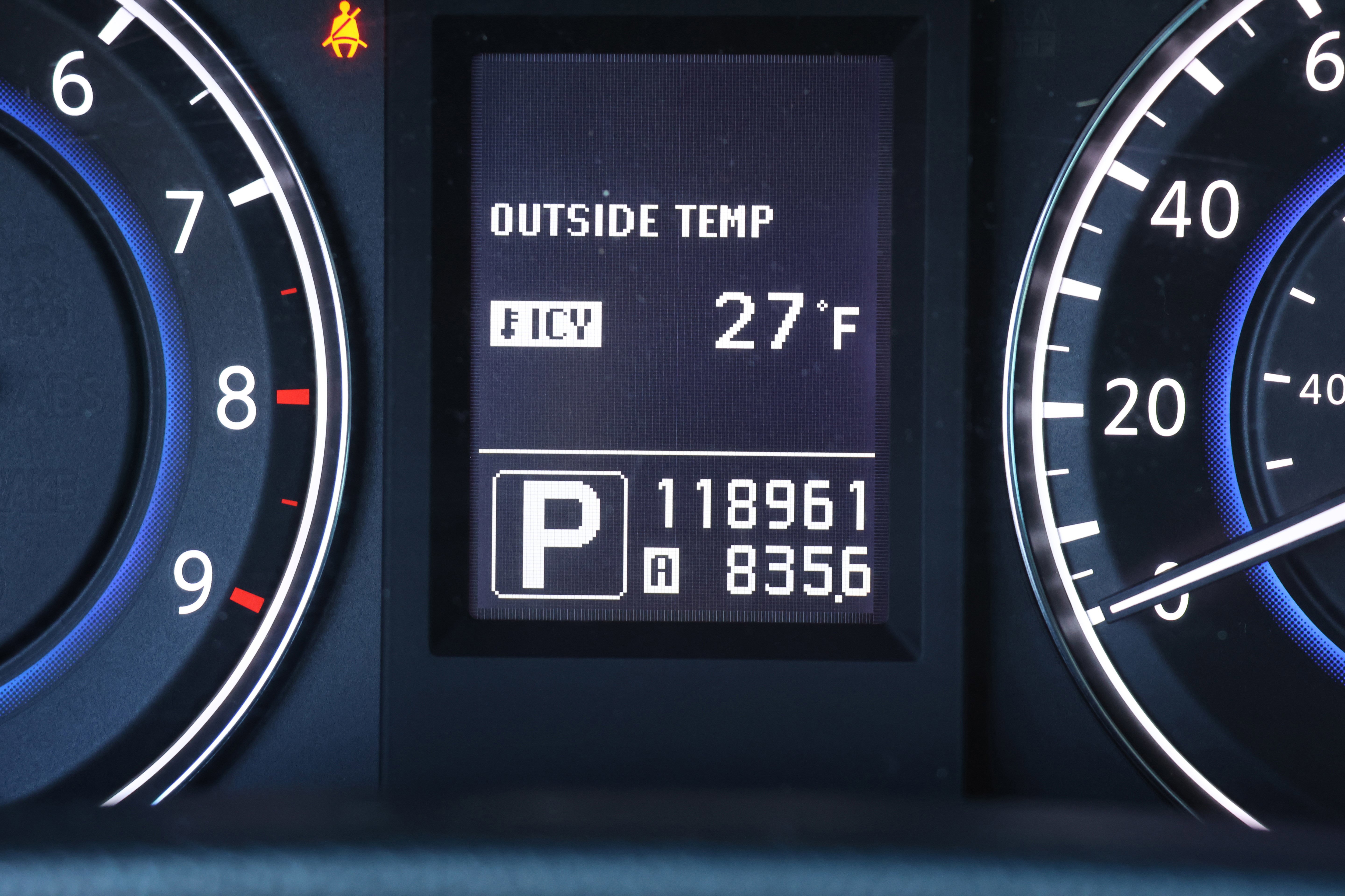 Used 2013 INFINITI G37 x w/ Premium Pkg image 20