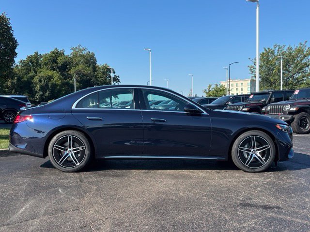 New 2027 Mercedes-Benz E 350 4MATIC Sedan image 14