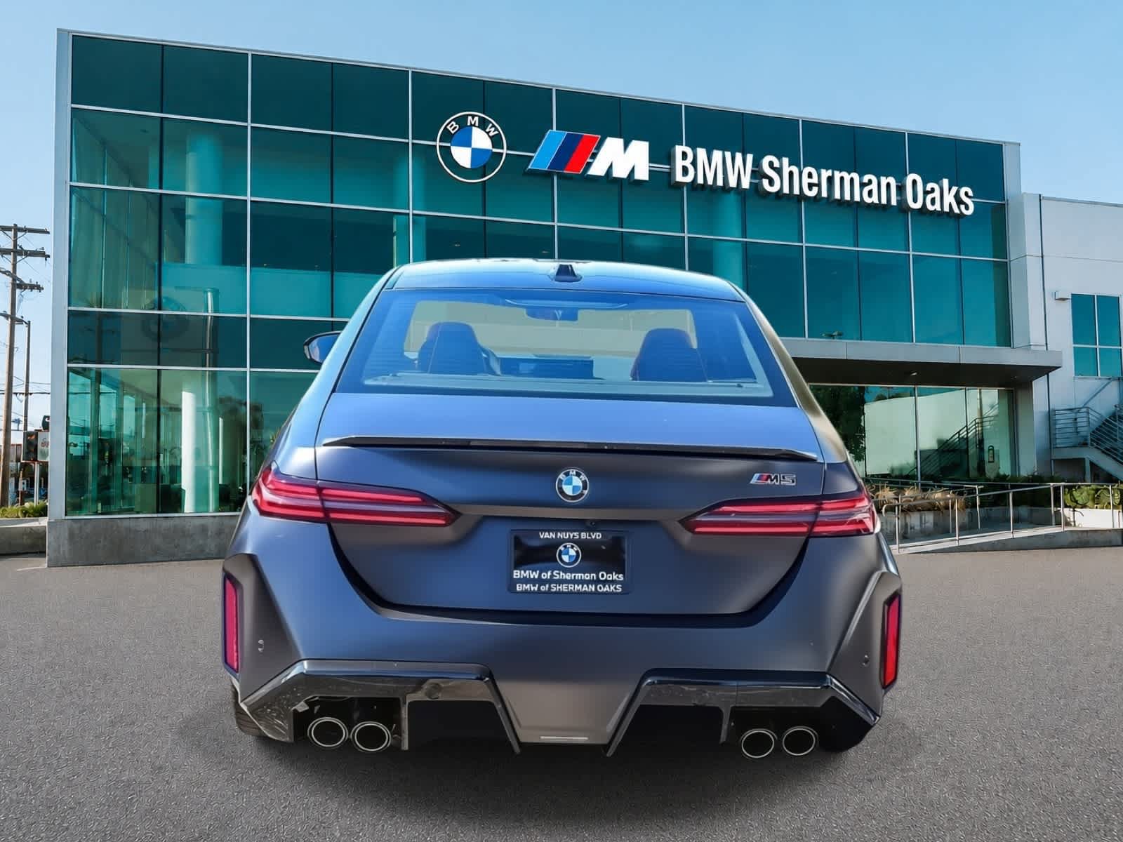 New 2026 BMW M5 AWD/4WD image 5
