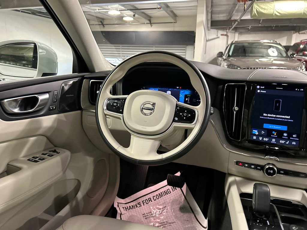 Certified 2023 Volvo XC60 T8 Plus AWD/4WD image 24