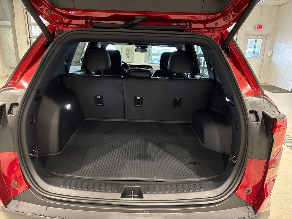 New 2027 GMC Terrain Elevation w/ Elevation Premium Package AWD/4WD image 20