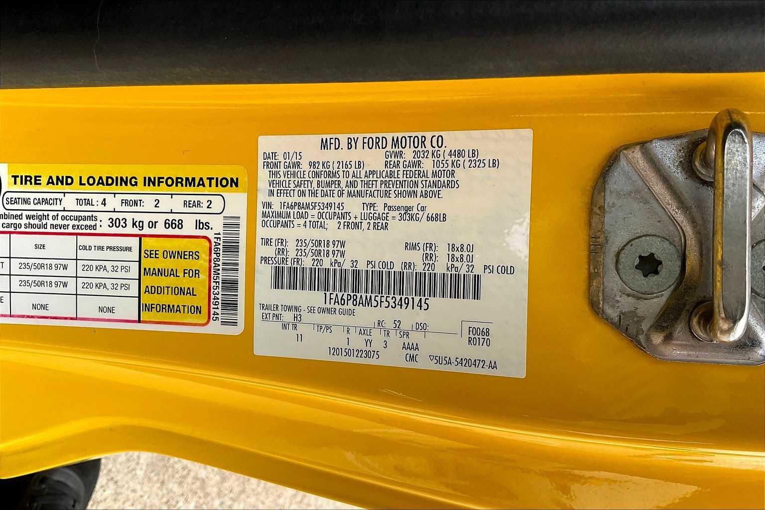 Used 2015 Ford Mustang V6 w/ Equipment Group 051A image 17