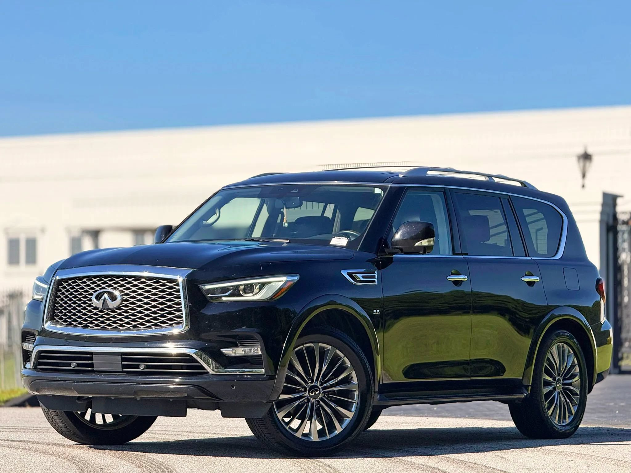Used 2019 INFINITI QX80 Luxe w/ 22" Wheel Package