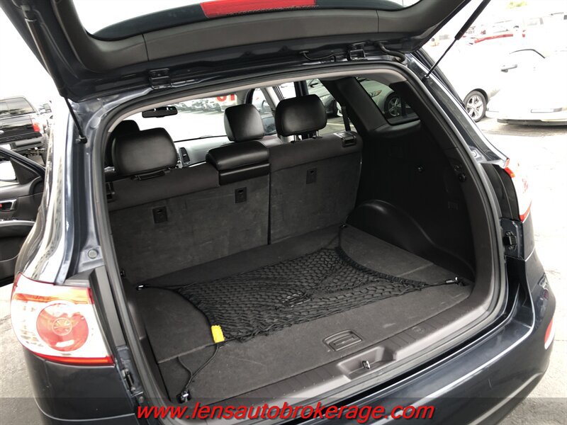 Used 2010 Hyundai Santa Fe SE FWD image 18