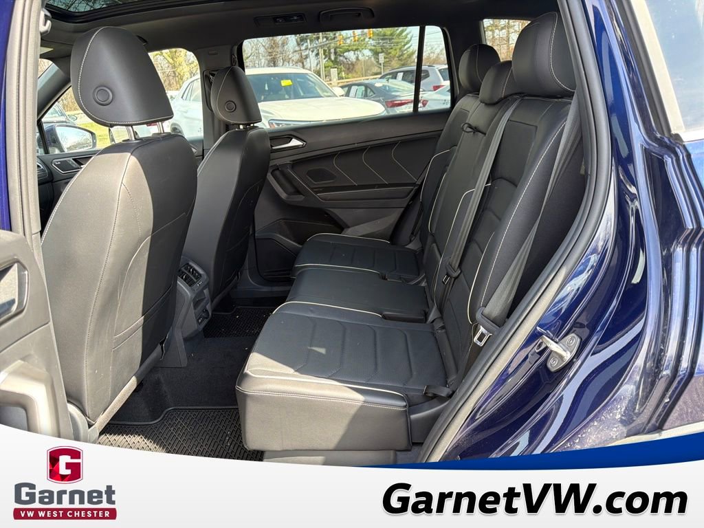 Certified 2023 Volkswagen Tiguan SEL R-Line image 25