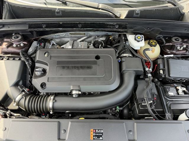 Used 2022 Buick Envision Avenir w/ Technology Package II image 48