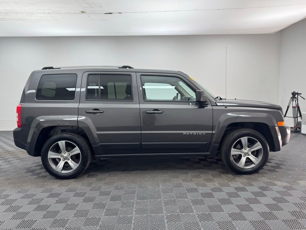 Used 2017 Jeep Patriot High Altitude image 7