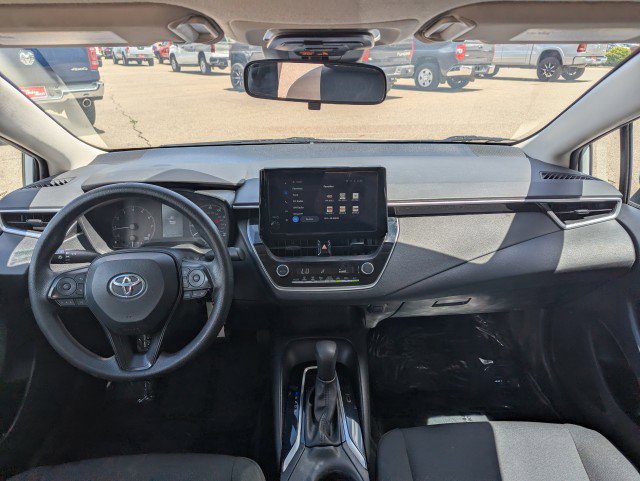 Used 2023 Toyota Corolla LE FWD image 18