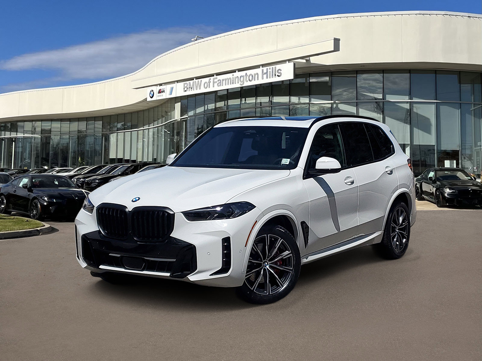 New 2026 BMW X5 xDrive40i w/ M Sport Package AWD/4WD image 1