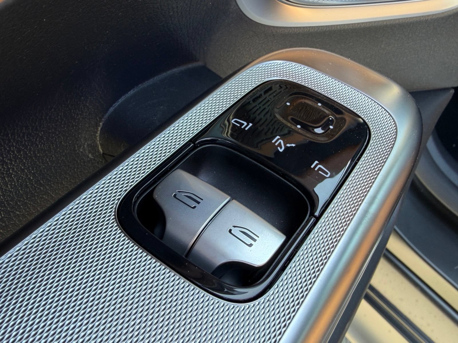 New 2026 Mercedes-Benz CLE 300 4MATIC Coupe image 17
