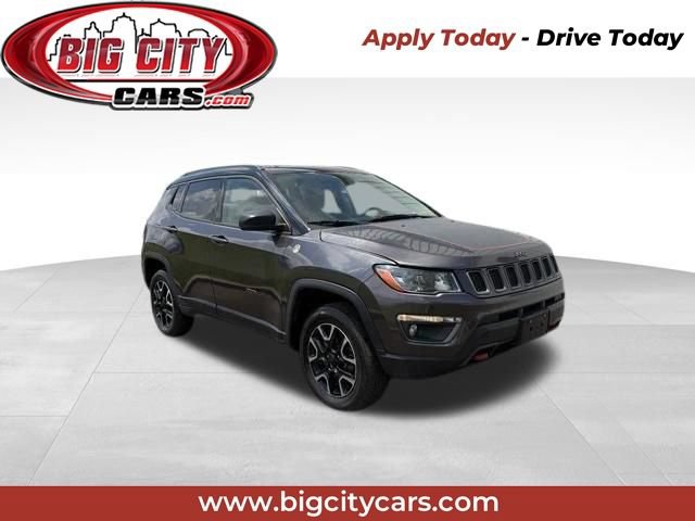 Used 2019 Jeep Compass Trailhawk AWD/4WD image 1
