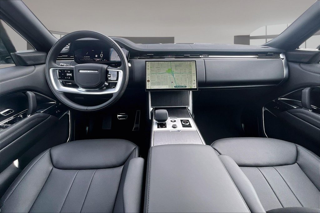 New 2027 Land Rover Range Rover Long Wheelbase SE AWD/4WD image 5