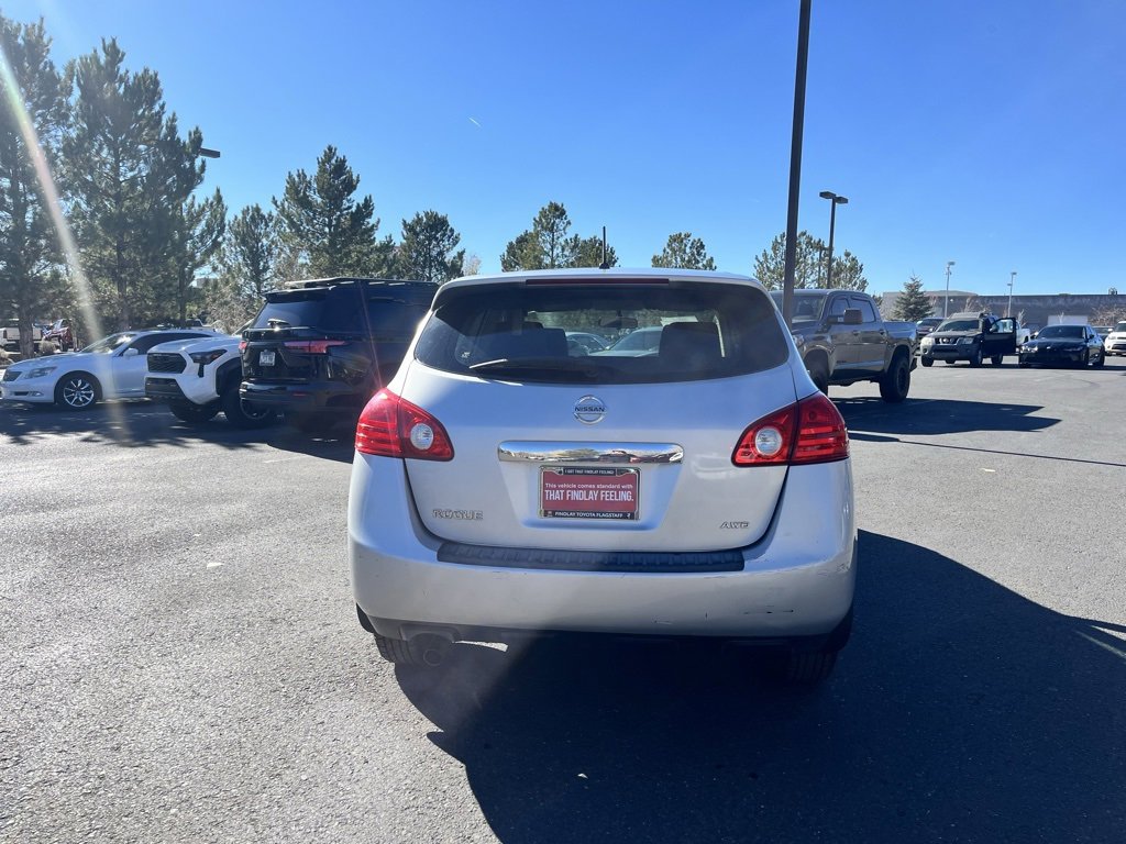 Used 2011 Nissan Rogue S image 4