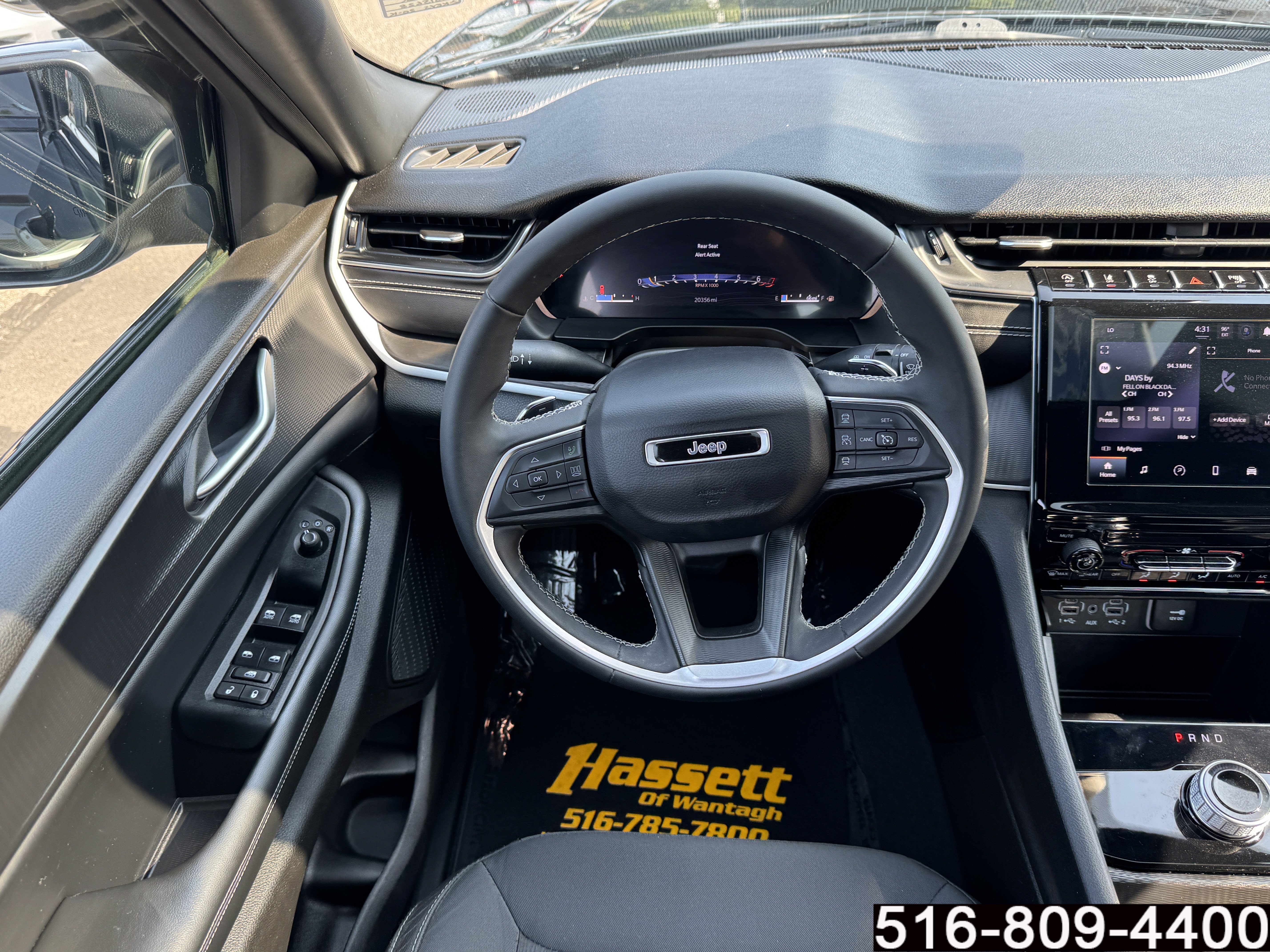 Used 2024 Jeep Grand Cherokee L Laredo AWD/4WD image 15