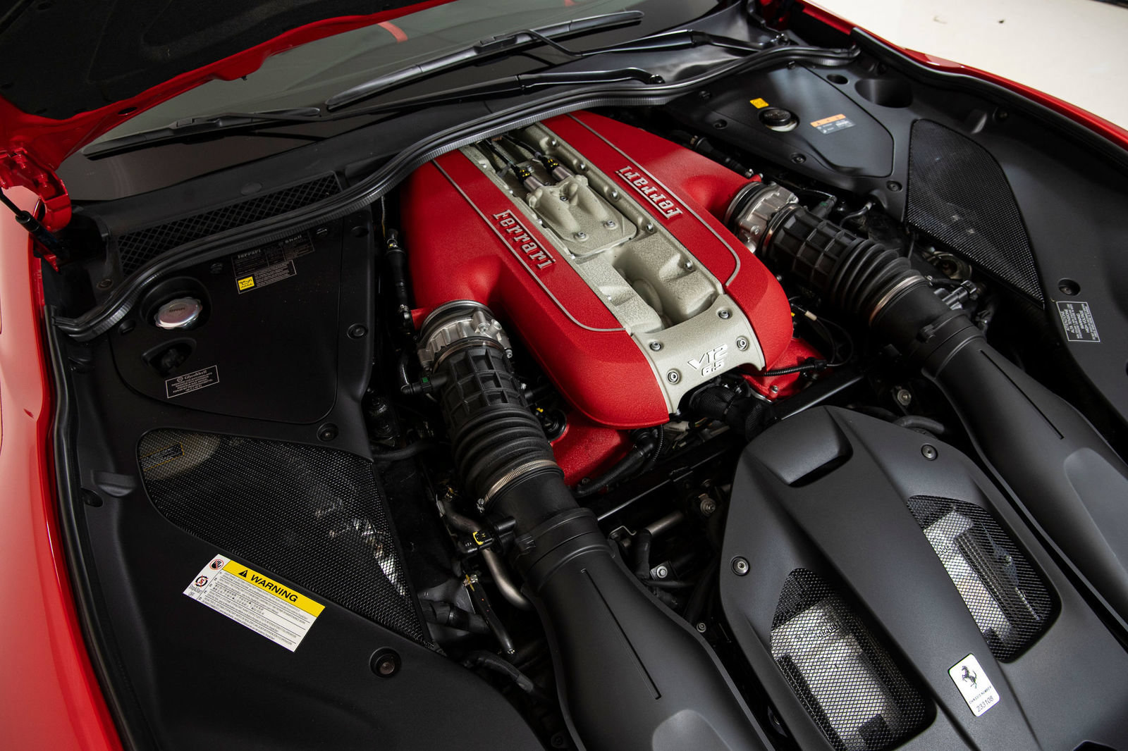 Certified 2018 Ferrari 812 Superfast RWD image 30