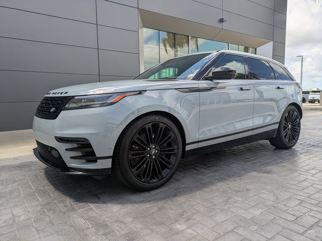 New 2026 Land Rover Range Rover Velar Dynamic SE AWD/4WD image 9