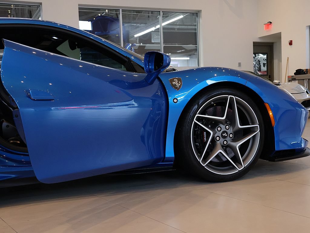Certified 2020 Ferrari F8 Tributo RWD image 45