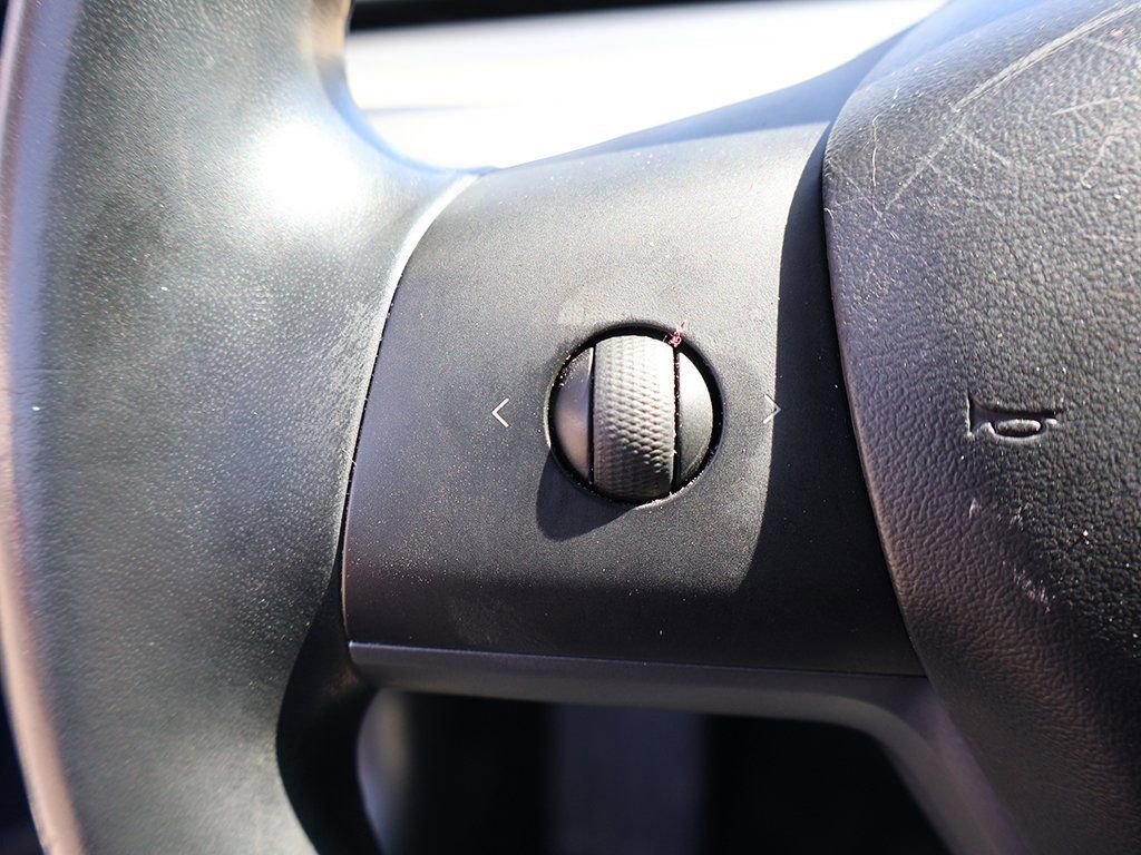 Used 2018 Tesla Model 3 Performance image 38