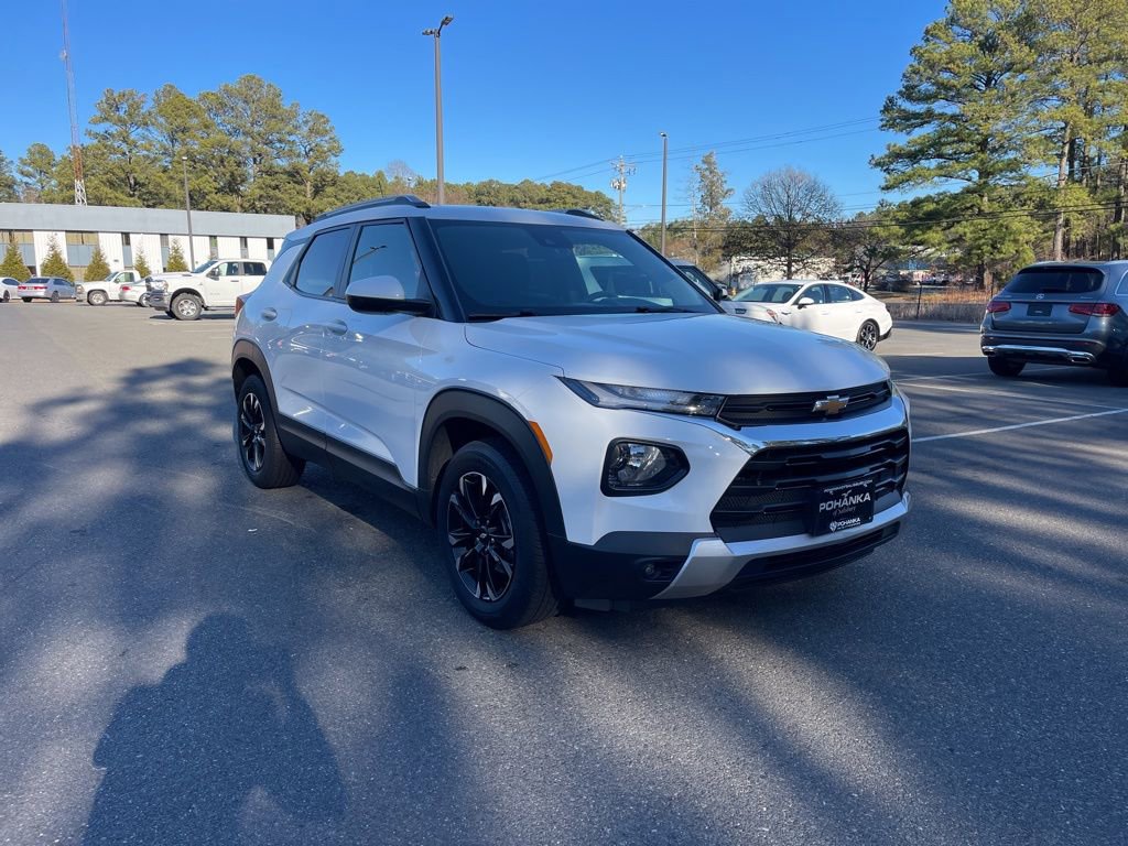 Used 2023 Chevrolet TrailBlazer LT w/ Convenience Package image 4
