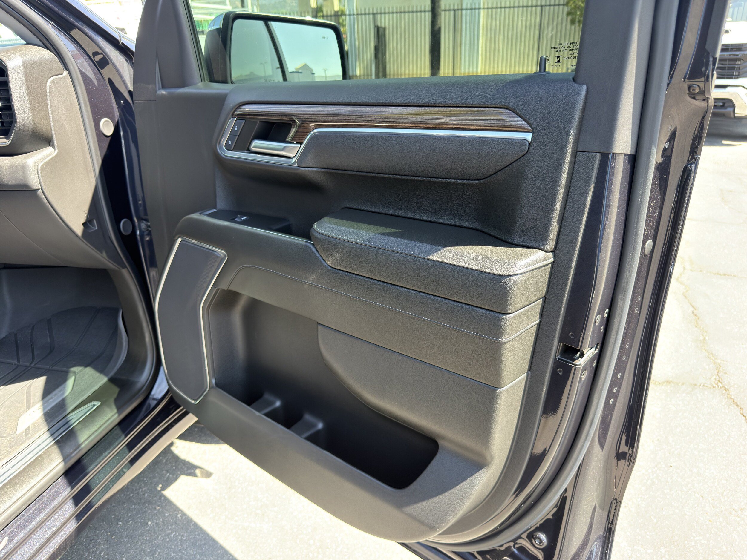 Used 2024 Chevrolet Silverado 1500 LT w/ Safety Package RWD image 11