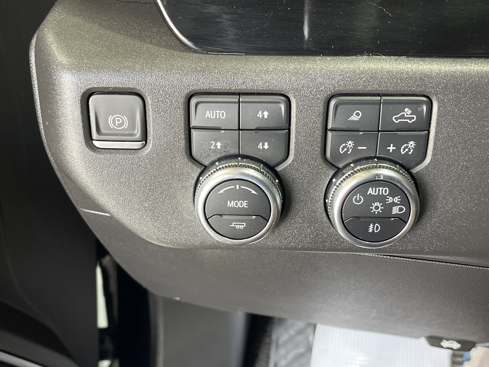 Used 2023 GMC Sierra 1500 SLT w/ SLT Premium Package AWD/4WD image 31