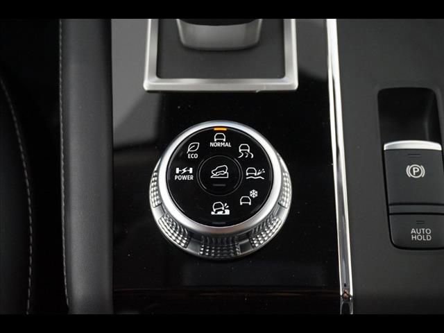 Used 2025 Mitsubishi Outlander SE AWD/4WD image 21