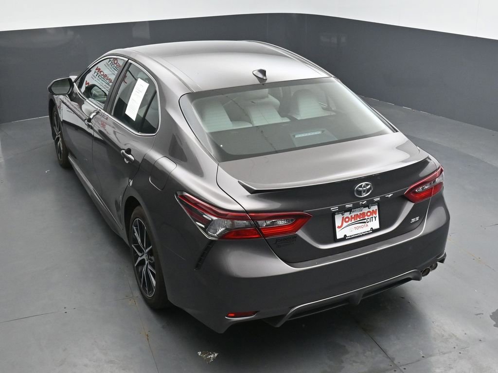 Used 2022 Toyota Camry SE FWD image 28