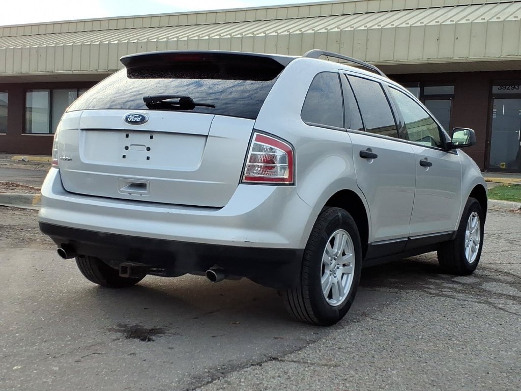Used 2010 Ford Edge SE FWD image 5