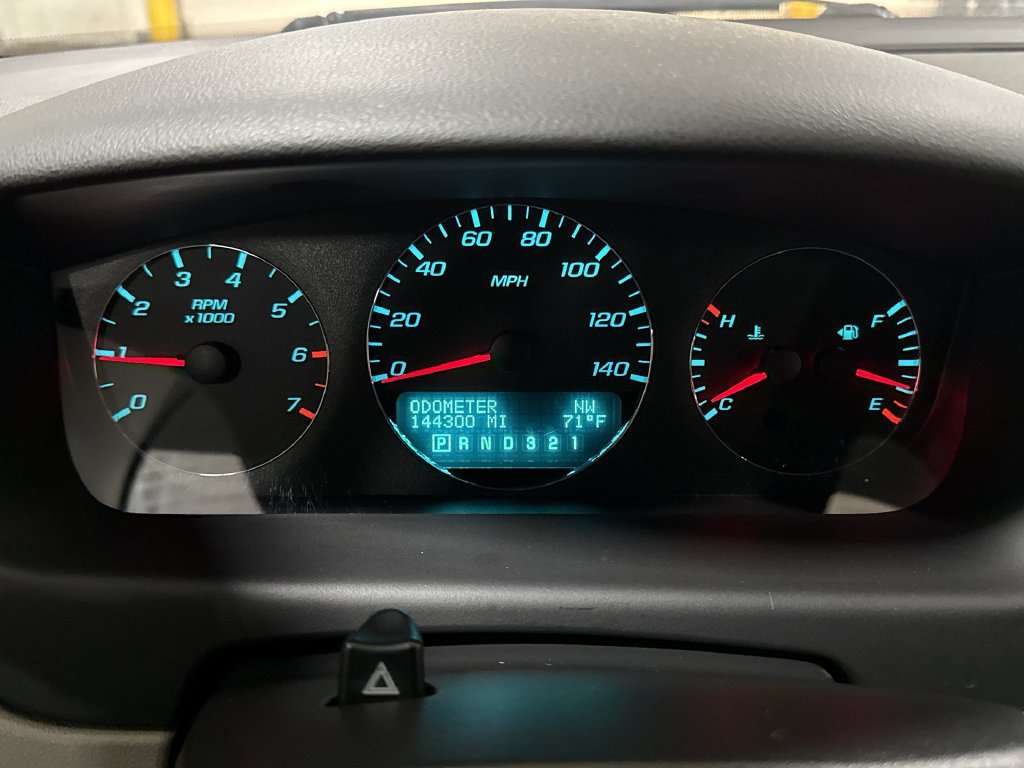 Used 2011 Chevrolet Impala LT FWD image 12